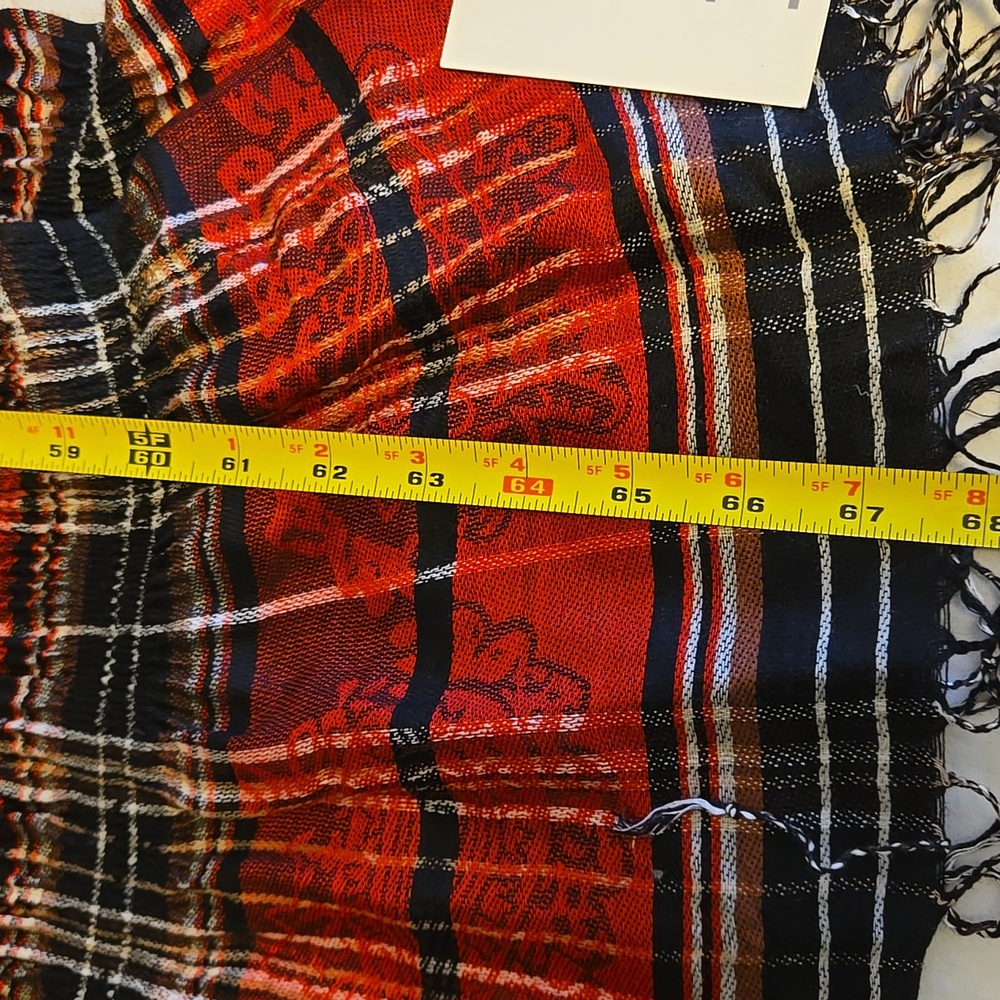 Lovely Plaid shirred cotton Scarf Wrap Shawl NWT - Picture 9 of 10